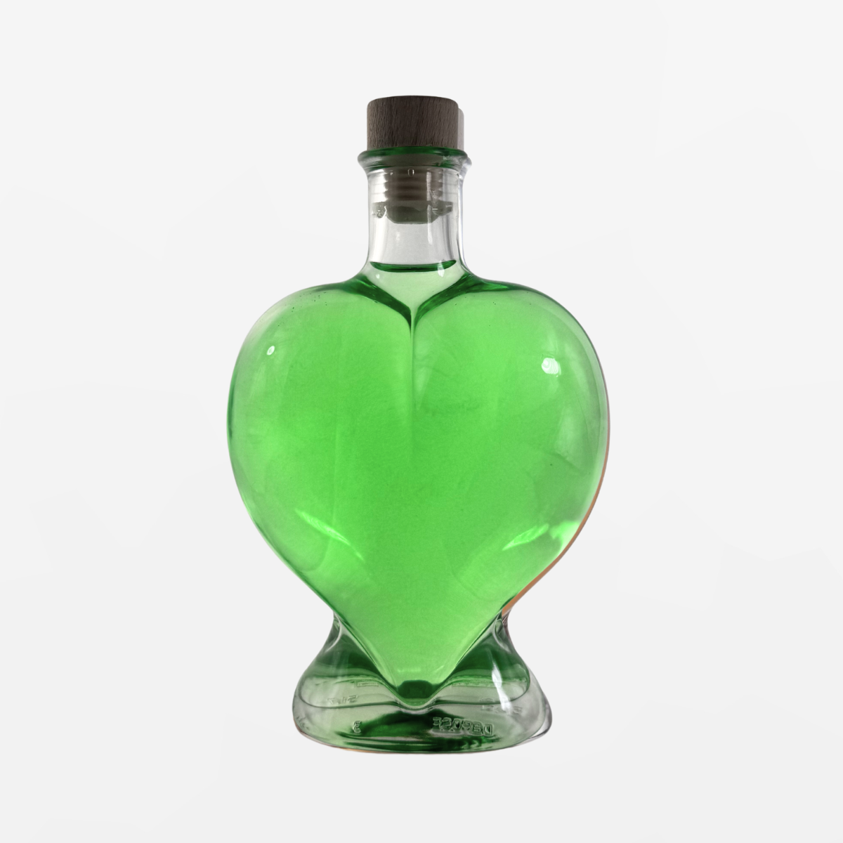 Flaschengeist Heart Birthday Gift — romantic handcrafted glass heart bottle filled with premium spirits, front-facing hero shot on cream background