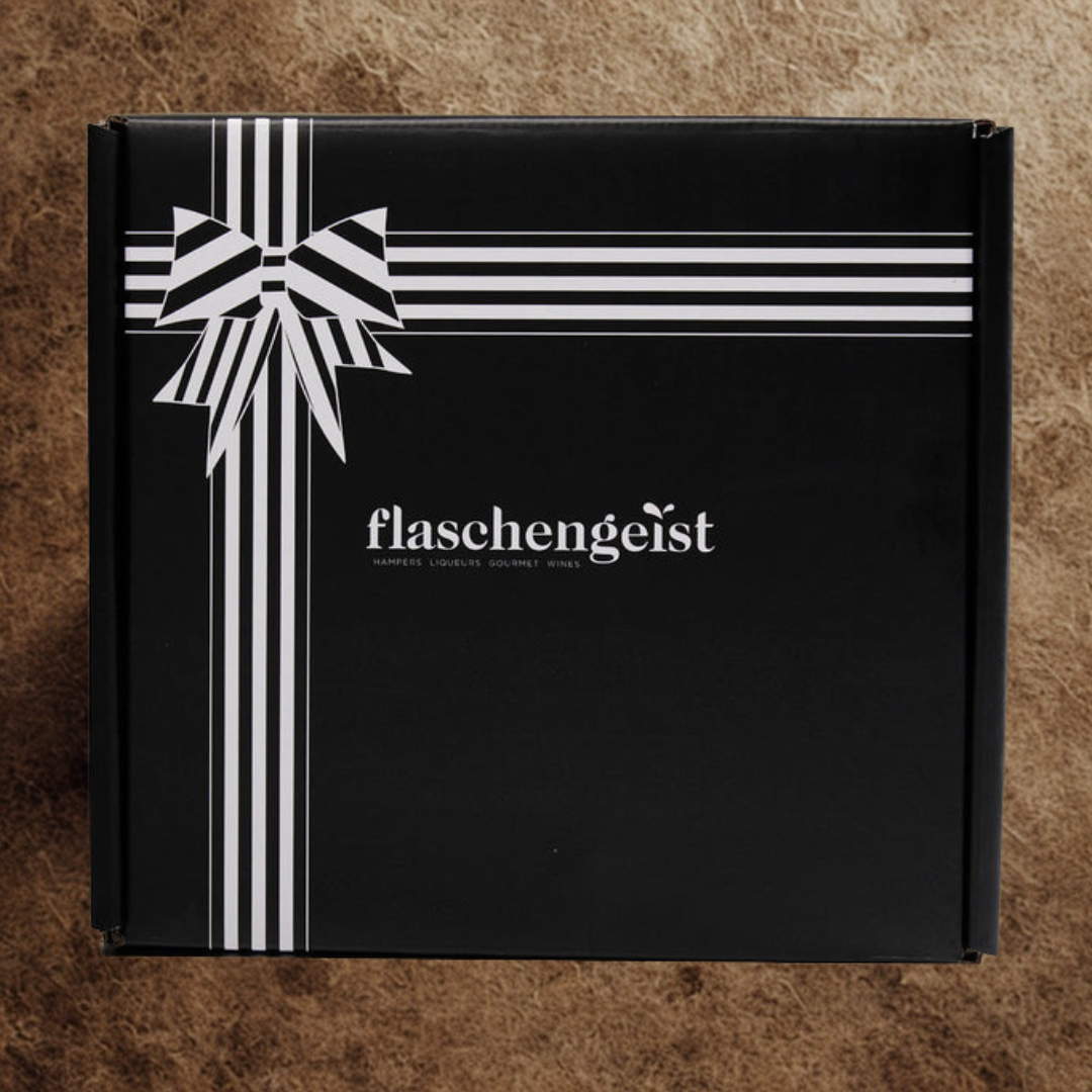 Flaschengeist Football Bottle (Personalised) - Gift Box + Shot Glass - An Iconic Gift for AFL & NRL Fans