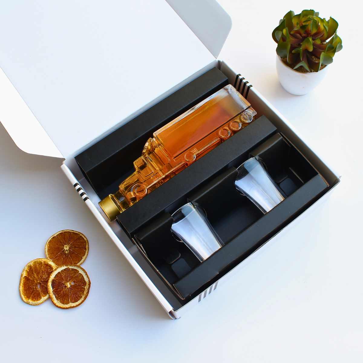 Corporate Truck Bottle 350ml Dark Rum Gift Box