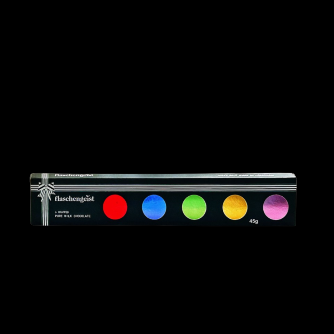 Flaschengeist Amadeus 500ml Decanter + 24 Carat Gold Flakes + Flaschengeist Fine Chocolate + 2 shot glasses Collection | Personalised Luxury Gift