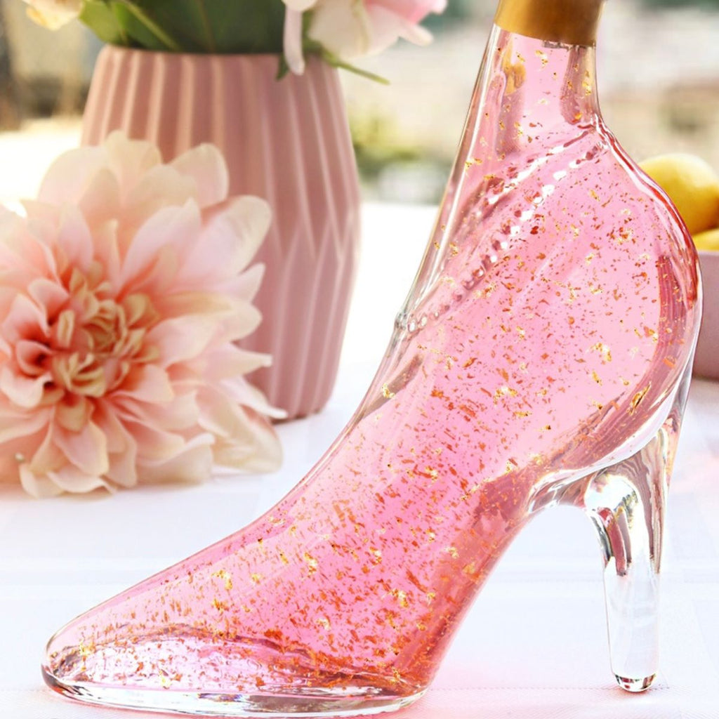 Flaschengeist Shoe Bottle Gift Hamper with Moët & Chandon, Pink Gin & Fine Chocolates | A Luxurious Celebration Gift