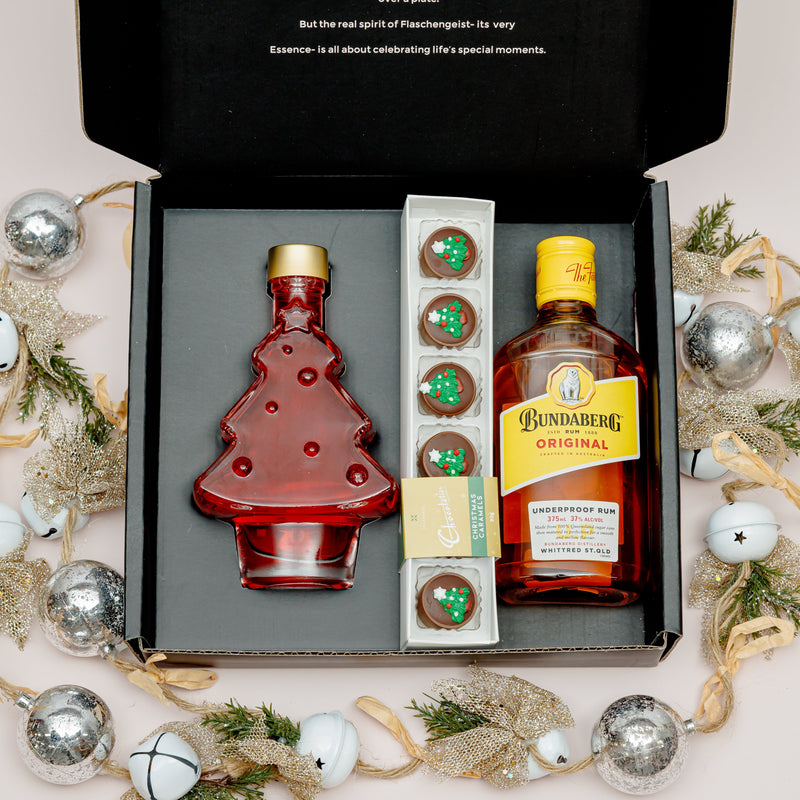 Gift Hamper Bundaberg Rum and Christmas Tree Honey Highland 200ml Bottle
