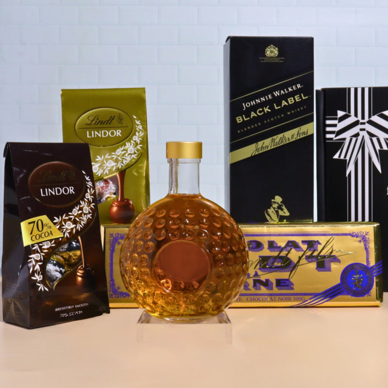 Gift Hamper with Johnnie Walker Black Label and Golf Ball Bottle