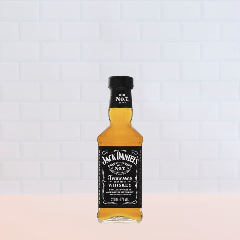 Jack Daniel's and Pistol Bottle Gift Hamper